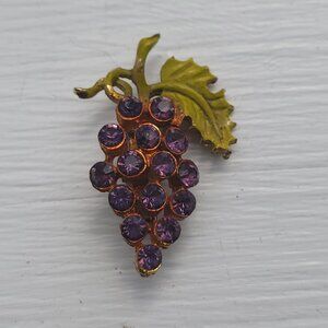 Vintage MAMSELLE Purple Rhinestone Grape Cluster Brooch 70s